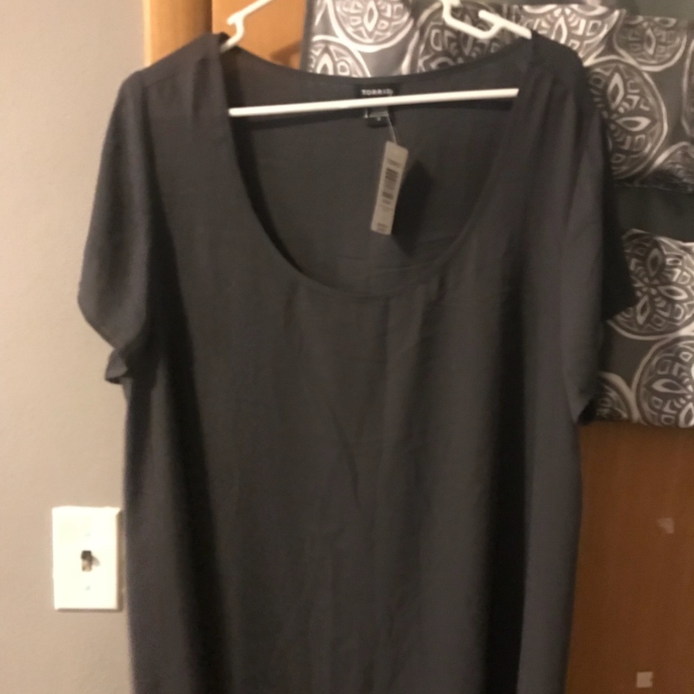NWT torrid shear size 2 blouse